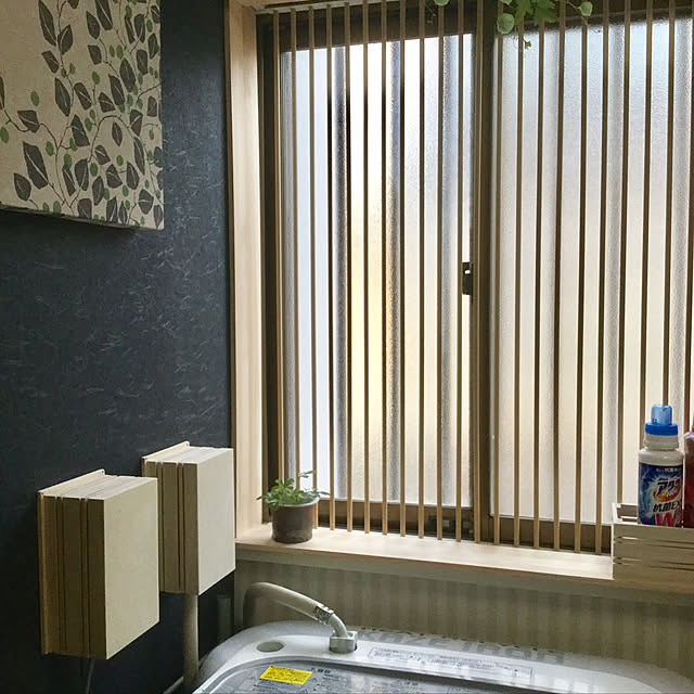 Bathroom,ダイソー,自作のうつわ,てづくり,窓枠DIY,工作木材,DIY,アクセントクロス,竹久夢二壁紙 popoの部屋