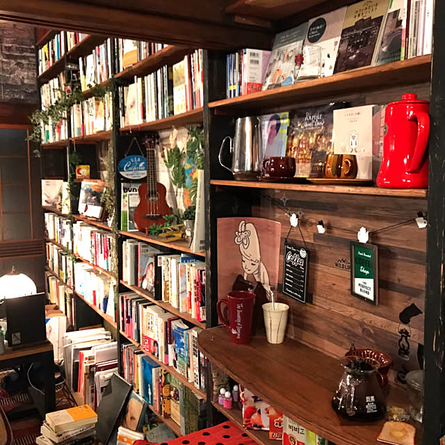 My Shelf,カフェ風,絵本,壁紙,本棚,コーヒー,奈良美智,和室,テーブル,DIY,レトロ nushi-kanの部屋
