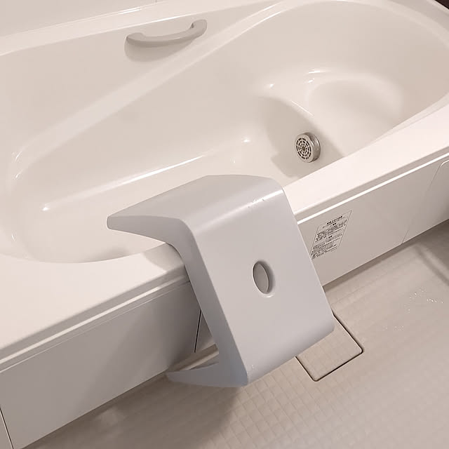 Bathroom,こどものいる暮らし,こどもと暮らすインテリア,いぬのいる暮らし,チワワのいる暮らし,ニトリ,ニトリ風呂椅子,風呂椅子,通気性が良い 抗菌風呂いす,グレー好き♡ kojikojiの部屋