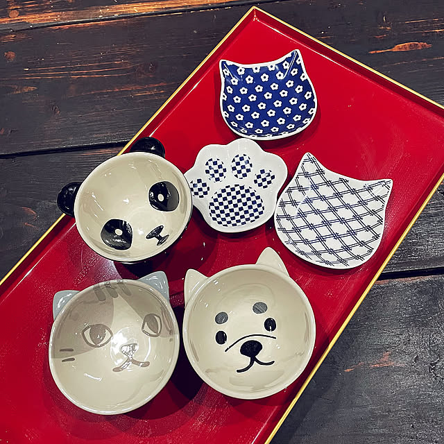 My Desk,かぼちゃ入り団子,白玉団子,手作り団子,小さな食器,seriaの食器,seria,百均,コンパクト,秋,中秋の名月,会津塗りのお盆,会津塗り,お月見団子,お月見,豆皿 yukichi.wanwaの部屋