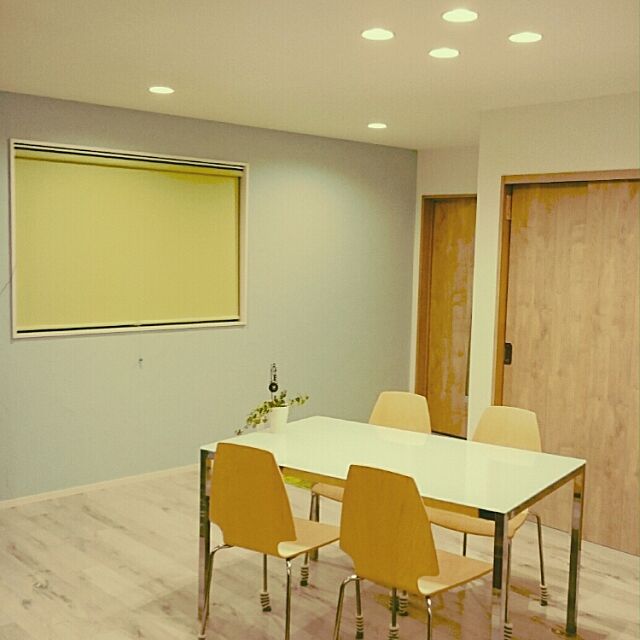 Overview,シンプル,IKEAテーブル,事務所,応接室,塗り壁 kokoの部屋