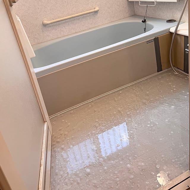 Bathroom,オキシ漬け,お風呂の床掃除,掃除 chaimomの部屋