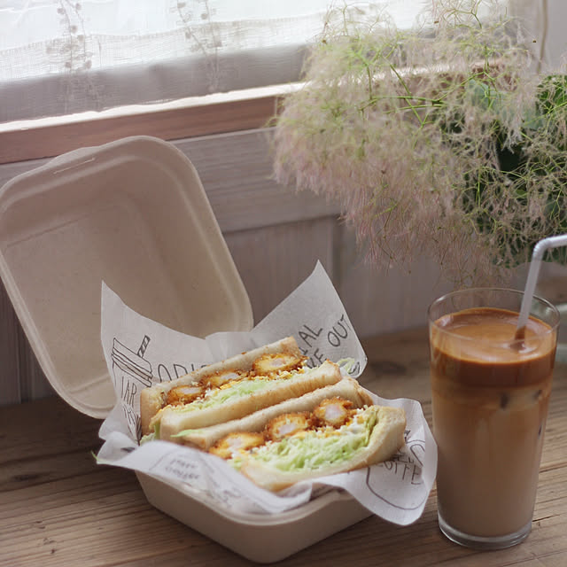 My Shelf,スモークツリー,100均,エビフライサンド,エビカツサンド,おうちカフェ,lunch,ダルゴナコーヒー,セリア,seria,バガスランチボックス,ランチボックス comiriの部屋