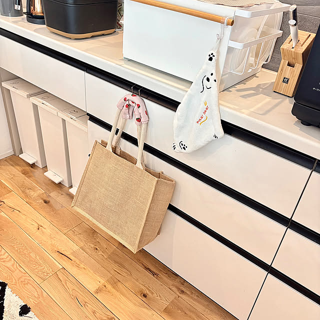 Kitchen,持ち手カバー,バッグの持ち手,靴下,樹脂ホック,無印良品ジュートマイバッグ,ジュートバッグリメイク,ジュートバッグ,ジュートマイバッグ,無印良品,10分でできる,セリア,100均,seria Minteaの部屋