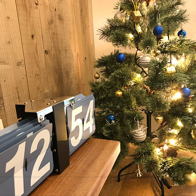 Lounge,古材,足場板,クリスマスツリー,フリップクロック,西海岸,カリフォルニアスタイル,サーファーズハウス,クリスマス DARI28の部屋