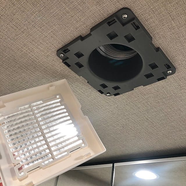 Entrance,たたきの掃除,ミニチュア,ディスプレイ,100均アイテム,玄関タイル,玄関掃除,RCの皆さまに感謝♡,拭き掃除,24時間換気システム,朝日ウッドテック,季節のディスプレイ,マイルール,フィルター掃除,夫婦ふたり暮らし,MUKUモップクリーナー,ダスキンモップ　サララ,まとめて投稿 up0524の部屋