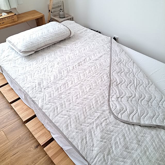 Bedroom,冷感寝具,寝具カバー,ホームコーディ,ホームコーディのある暮らし,イオン ホームコーディ,一人暮らし,賃貸,1R,ひとり暮らし,賃貸アパート,築50年,賃貸でも楽しく♪,0LDK,50㎡,ベッドDIY Ryoの部屋