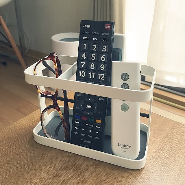 My Desk,白,towerシリーズ,リモコン収納,1K,賃貸,7畳,賃貸でも諦めない！,一人暮らし,狭い部屋 applelieingの部屋