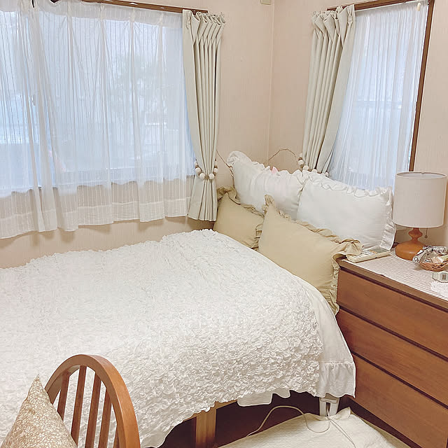 Bedroom,ブラウン家具,ブラウン×ホワイト,ホワイトインテリア,IKEA購入品,オーフェリア,ベッドカバー,ベッド,秋のくつろぎ時間,IKEA,ナチュラルインテリア,実家暮らし,安眠 george.biscuitの部屋