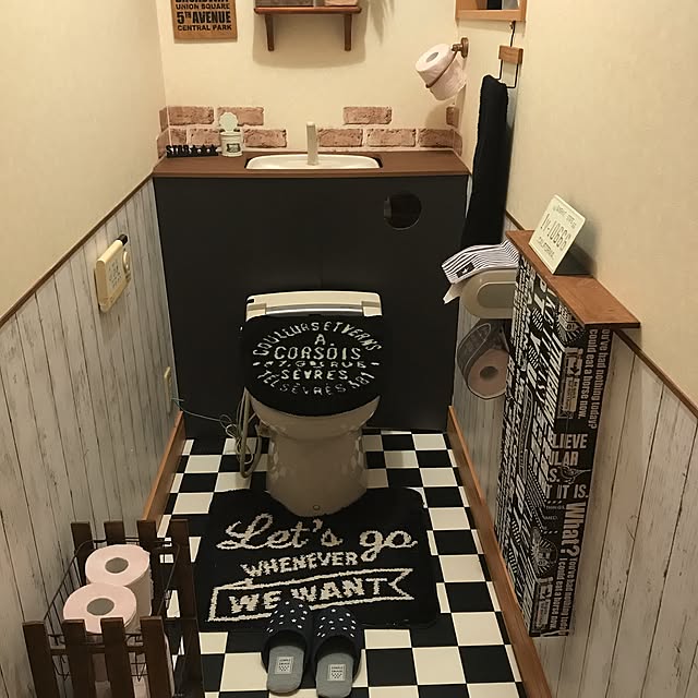 Bathroom,カラーボード加工,トイレタンク隠し DIY,ダイソー,100均,セリア,男前,DIY,アイアンペイント,壁紙シート,モノトーン Hanmiの部屋