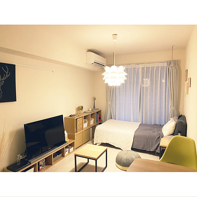 フラワーベース,1K,IDEE,1K 1人暮らし,フラワーベース　IKEA,アートのある暮らし,ナチュラル,ビーズクッション,一人暮らし,ドライフラワー,イームズチェア,無印良品,7.5畳,IKEA,在宅ワーク,間接照明,7.5畳一人暮し,カフェテーブル,体にフィットするソファ,花のある暮らし,まくらいっぱい,Overview,男前インテリア NABEMETALの部屋