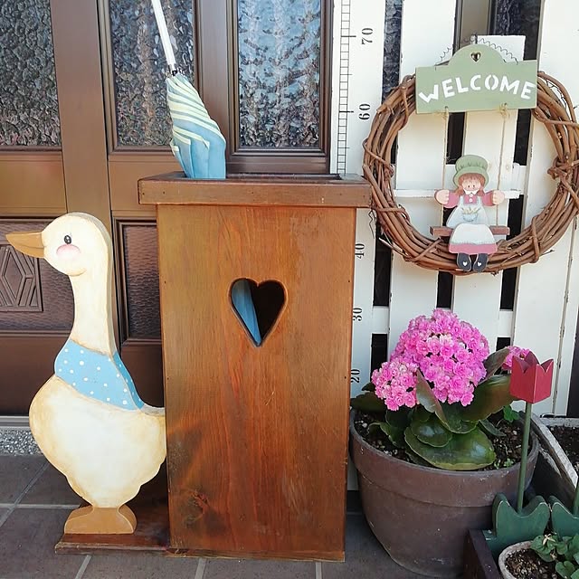 Lounge,DIY,庭,プランター,癒し,手作り雑貨,植木鉢,ガーデン雑貨,花のある暮らし,いつもいいねやコメありがとうございます♡,感謝の気持ちでいっぱいです(*´艸`)♡,好きな風景,コメントお気遣いなくです⑅◡̈*,ガーデニングが好き,カランコエ,あひるさん,傘立て haruiroの部屋
