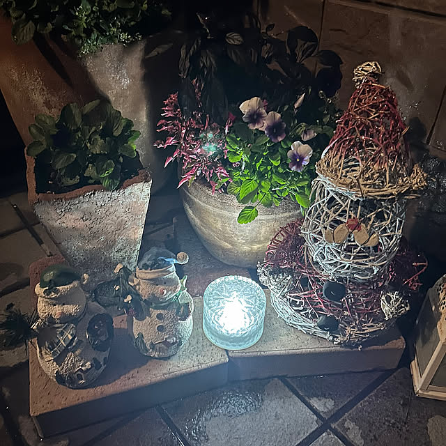 Entrance,レンガ,寄せ植え,ダイソークリスマス雑貨,植木鉢,玄関,クリスマス,ディスプレイ,素敵な出会いに感謝♡,RCの出会いに感謝♡,いつもいいねやコメありがとうございます♡,出会いに感謝です♡,優しいコメントありがとう♡,笑顔がいちばん!,手作りリース,リース,ハンドメイド ritsukoの部屋