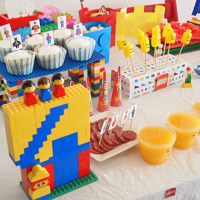 My Desk,誕生日,パーティー,誕生日飾り付け,バースデーパーティー,レゴ,LEGO,パーティーディスプレー,こどもと暮らす。 romimushiの部屋