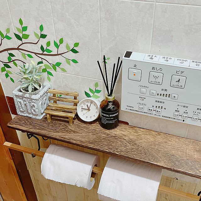 DAISOの時計,DAISO商品,時計,たのしみながら♡,チワプーと暮らす,愛犬と暮らす家,造花,Bathroom Chipの部屋