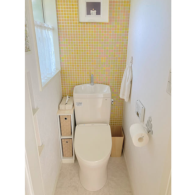 トイレDIY記録,トイレ ニッチ,山善 ラック,TOTOアプリコット,TOTOトイレ,トイレ 給水管隠し,トイレのインテリア,ガラスタイル,リフォーム・リノベーション,北欧,いつもありがとうございます♡,北欧インテリア,色を楽しむ,丁寧に暮らす,Bathroom,アイリスオーヤマ バスケット,山善 ラック 15cm,山善 hiyo.pietの部屋