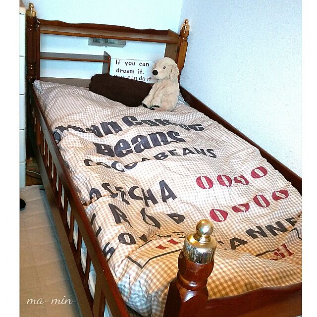 昔のベッド,ニトリの布団,ニトリの布団カバー,新しい布団と古いベッド,Bedroom maminの部屋
