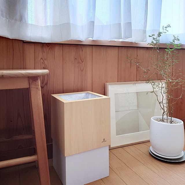 Lounge,ゴミ箱,袋が見えないゴミ箱,お気に入り♡,ヤマト工芸,ダストボックス,W Cube,木製,ナチュラルインテリア,木工芸,職人さんのダストボックス,10L,インテリアに馴染む,スツール,ソフォラ,2枚投稿です♡,インテリア,2023.9.21.mag♡ mak.の部屋