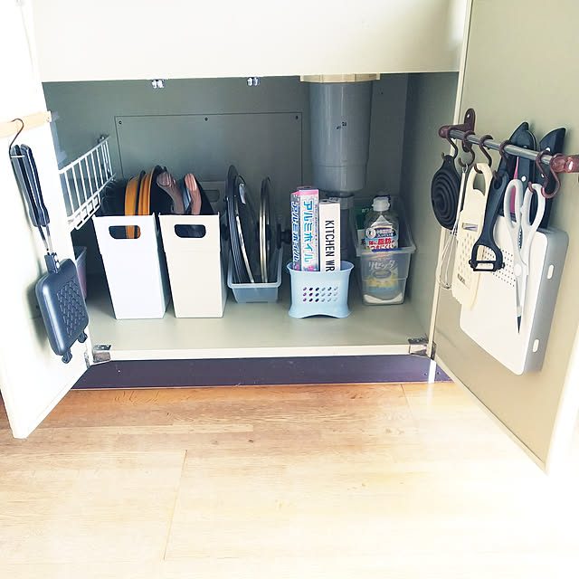 Kitchen,シンプルライフ,RCの出会いに感謝♡,すっきり暮らしたい,いいね！押し逃げばかりでごめんなさい。,子供と暮らす,コメント返し遅くてすみません❗️,ブラック×ブラウンℓσνє♥,団地,アンティーク&レトロℓσνє♥,整理整頓,シンク下収納,シンク下,断捨離,キャンドゥ ファイルケース chiiiの部屋