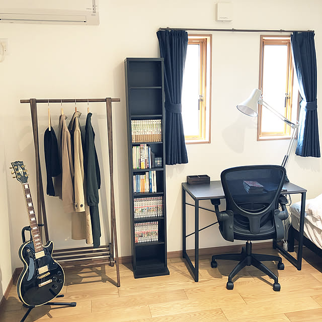 ハンガーラック,ワークスペース,ニトリ,シンプル,Zライト,Bedroom mizu_nagiの部屋