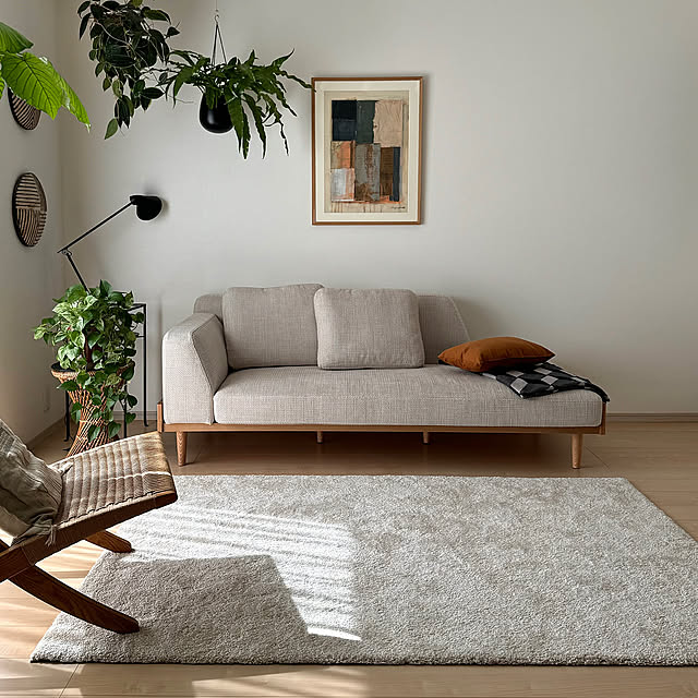 Lounge,北欧インテリア,unicoのある暮らし,unico ソファ,unico,北欧家具,アートポスターのある暮らし,NJPテーブル,観葉植物のある暮らし aromamaの部屋