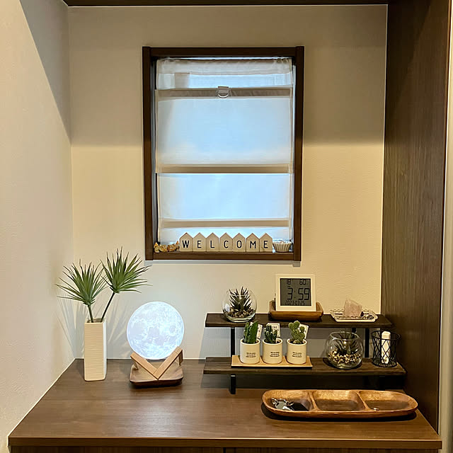 時計,ミニシェルフDIY,ライト,フェイクグリーン,玄関ディスプレイ,サボテン,アイアン雑貨,ナチュラルインテリア,シンプルナチュラル,100均,窓,Entrance,ダイソー,ナチュラルキッチン,セリア,いまトピ掲載ありがとうございます♡,Daily RoomClip 掲載♡感謝,RoomClip運営チームの皆様に感謝♡,イベント受賞しました♡ miiの部屋
