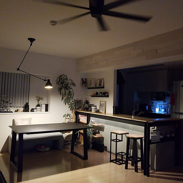 Kitchen,カフェ風,フェイクグリーン,男前インテリア,DIY,コンクリート風,アイアン風,H鋼風,間接照明,キッチンカウンター,カウンターチェア,ダイニングテーブル machidaの部屋