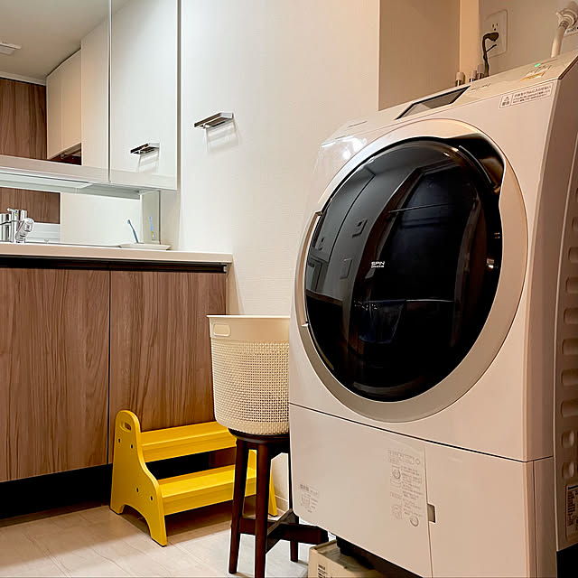 Panasonic洗濯機,洗濯機,洗濯乾燥機,スマート家電,洗面台,マンション暮らし,Bathroom,ウォルナット,curver,Panasonic,子どものいる暮らし,子どもと暮らす,ランドリー,脱衣所,文明の利器,快適な家事,大きな目が可愛い♡,ワーママの強い味方 tantanmaruの部屋