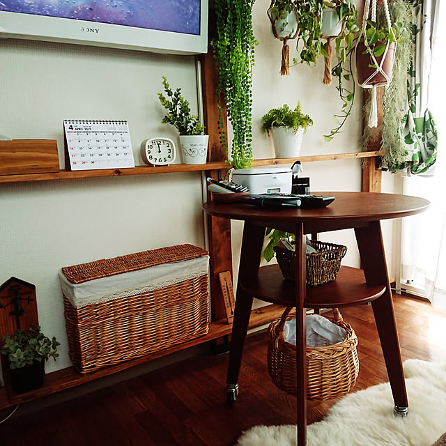 My Desk,ワンルーム,1R,6畳,賃貸,狭い部屋,ひとり暮らし,一人暮らし,DIY,くずかご,テーブル下収納 springcanolaの部屋