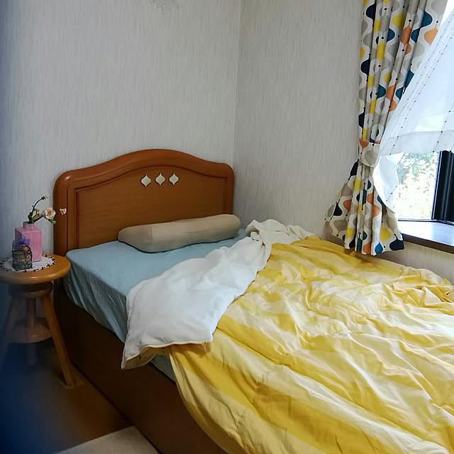 Bedroom,子供部屋,山善,山善別注ミレニアム,山善モニター当選,別注ミレニアム,山善×テンピュール,くらしのeショップ,テンピュール枕,モニター当選,コラベル,ベッド,ニトリ,サイドテーブル,ニトリ部屋,ありがとうございます♡,遮光カーテン,ニトリのカーテン,気持ちいい枕カバー,ミレニアムネックピロー naive.coccoの部屋