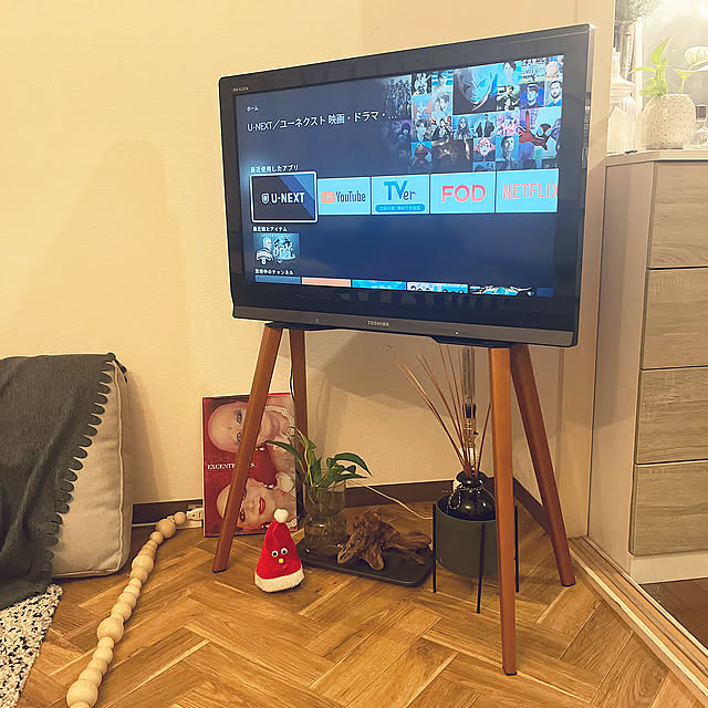 Lounge,テレビ台,ダイソー,照明,IKEA,DIY,一人暮らし,ニトリ,モノトーン,ホワイトインテリア,アート,デザイナー,賃貸でも諦めない！,一人暮らし 賃貸,一人暮らしインテリア,シロが好き Chamiの部屋