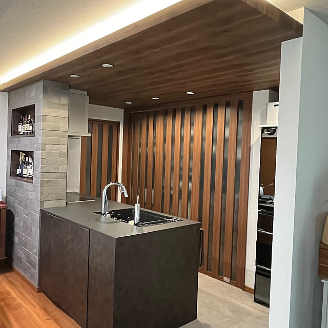 Kitchen,Panasonic Lクラスキッチン,耐力壁エコカラット,下がり天井 間接照明,下がり天井　キッチン,南海プライウッド　フリモ,十人十家,#YKKapスクリーンパーテーション harebareの部屋