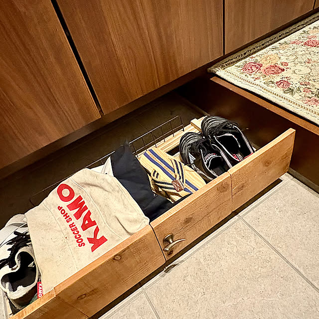 Entrance,ごちゃごちゃなんとかしたい,100均アイテム,隙間収納DIY,ハンドメイド orangeの部屋