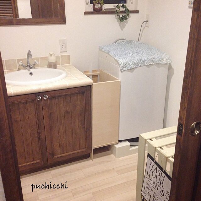 Bathroom,2015.2.23,ユーカリリース,DIY,すのこ棚DIY,洗濯物入れDIY puchicchiの部屋