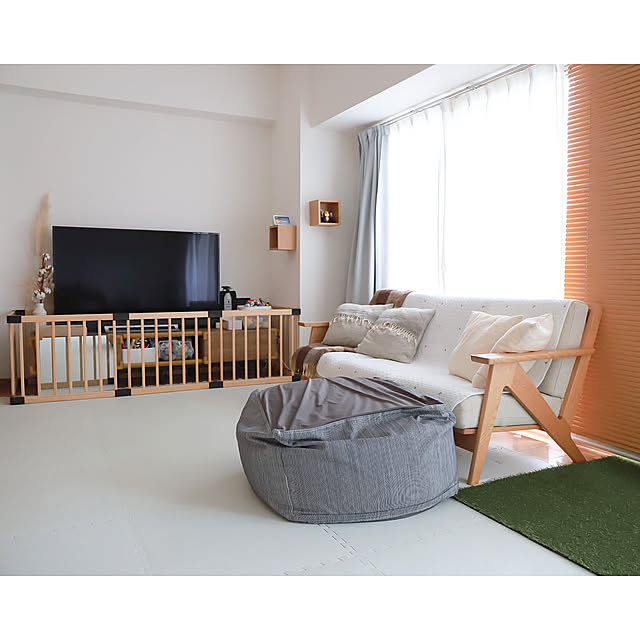 体にフィットするソファ,無印良品,tsumugi,ナガノインテリア,ベビーサークル,子どもと暮らす,こどもと暮らす。,お気に入りスペース,シンプル,賃貸,シンプルな暮らし,壁につけられる家具,Lounge,横長リビングダイニング,横長リビング gomaの部屋