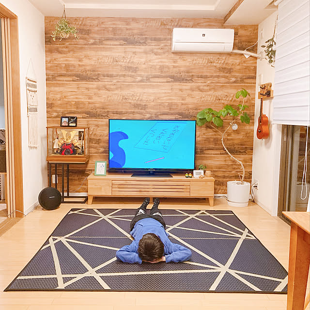 い草のある暮らし,イケヒコ・モニター,ヒコラー,い草,広く見せる,夏ラグ,おうち時間,見てくれてありがとうございます♡,雑貨,スッキリ,イケヒコい草ラグ,ラグ,新生活,植物のある暮らし,狭い部屋,観葉植物,RoomClip運営チームの皆様に感謝♡,シンプル,マンション暮らし,ナチュラル n.kiki.aの部屋
