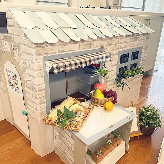 Lounge,DIY,ナチュラル,雑貨,アンティーク,カフェ風,北欧,ドライフラワー,フェイクグリーン,100均,ハンドメイド,セリア,ダンボールハウスDIY michiの部屋