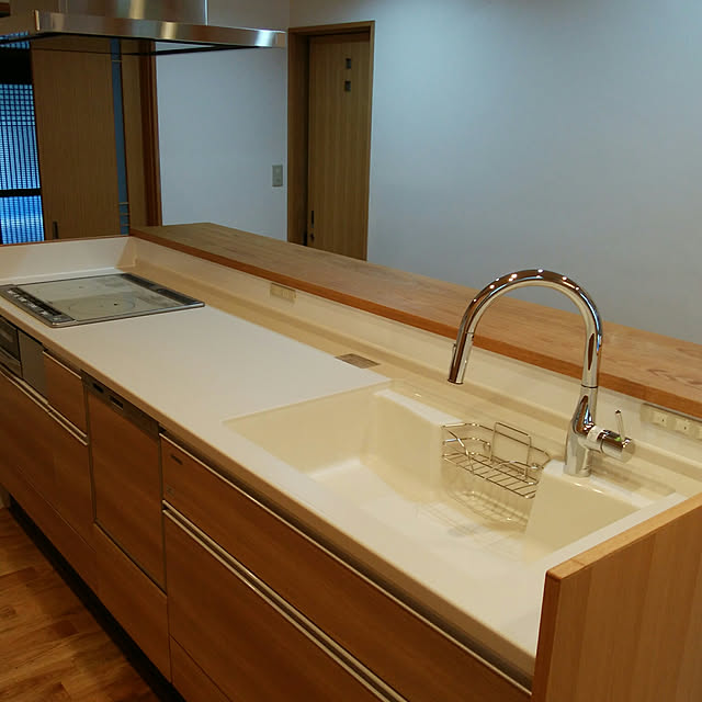 Kitchen,高さ90cmのキッチン,木の家,無垢材,タカラスタンダード キッチン pandamanの部屋