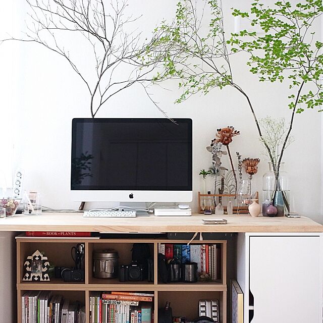 My Desk,ワークスペース,植物,ドライフラワー,IKEA,無印良品,ドウダンツツジ,小泉硝子製作所,botanical,ボタニカル Katsuraの部屋