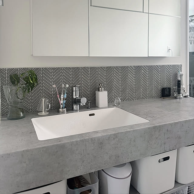 Bathroom,名古屋モザイクタイル,AICA工業,洗面スペース,シンプルモダン,北欧インテリア,注文住宅,暮らし,Instagramやってます,グレーインテリア,北欧 noiの部屋