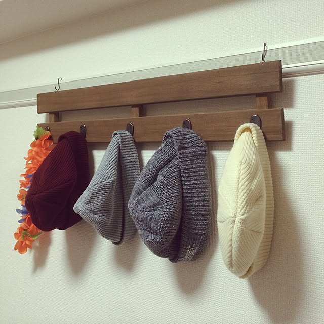 On Walls,すのこ,フック,ニット帽,DIY kikkiの部屋