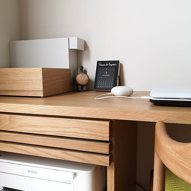 My Desk,カレンダー,平屋暮らし,保護猫,シンプルな暮らし,ねこと暮らす,2人と2匹暮らし,丁寧に暮らすって難しい,パソコンデスク koyurizuの部屋