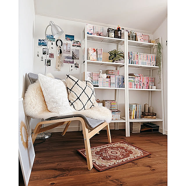 My Shelf,本棚,IKEA,パイン材,アート,無垢材,自然素材,小さなお家,ミックスインテリア,ラスティック,木のぬくもり,暮らしを楽しむ,おうち時間,ラスティックインテリア,ファブリックアイテム,アートポスター,ウォールデコ Reiyaの部屋
