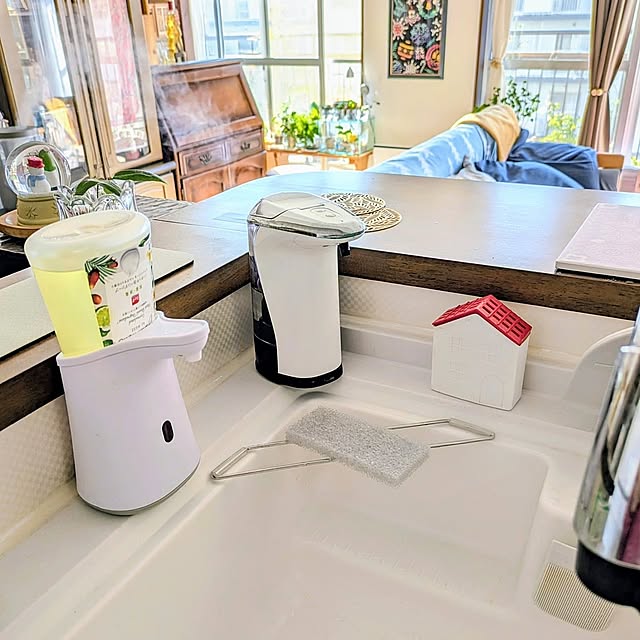 Kitchen,加湿器,マンション,ニトリ,セリア,キャンドゥ,キッチンカウンター,ステンレス,カウンターキッチン,冬,空き缶,ソープディスペンサー,キッチンスポンジ,ミューズ,コーナーラック,スポンジ置き,ちょい置き,掃除しやすい,マンション暮らし,スポンジ置き場,ミューズ ノータッチ泡ハンドソープ,コバエがホイホイ,暮らしのひとコマ,毎日とりかえるキッチンスポンジ,キッチン用コーナーラック,シンク周り mi-saの部屋