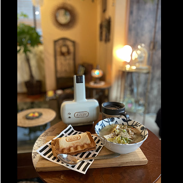 おうち見直しキャンペーン,グリーンのある暮らし,アンティーク風,いいね、フォロー本当に感謝です♡,好きなものに囲まれた暮らし,間接照明のある暮らし,素敵な一日を♡,ルームクリップショッピング,トフィーハーフホットサンドメーカー,簡単で美味しい (๑´▿`๑)♫,My Shelf,コメントお気遣いなく(⁎ᴗ͈ˬᴗ͈⁎) seana3761の部屋