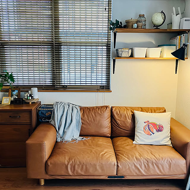 Lounge,無印良品,ダイソー,雑貨,100均,ハンドメイド,DIY,カフェ風,リフォーム,フェイクグリーン,レザーテックソファ,照明,IKEA Yukoの部屋