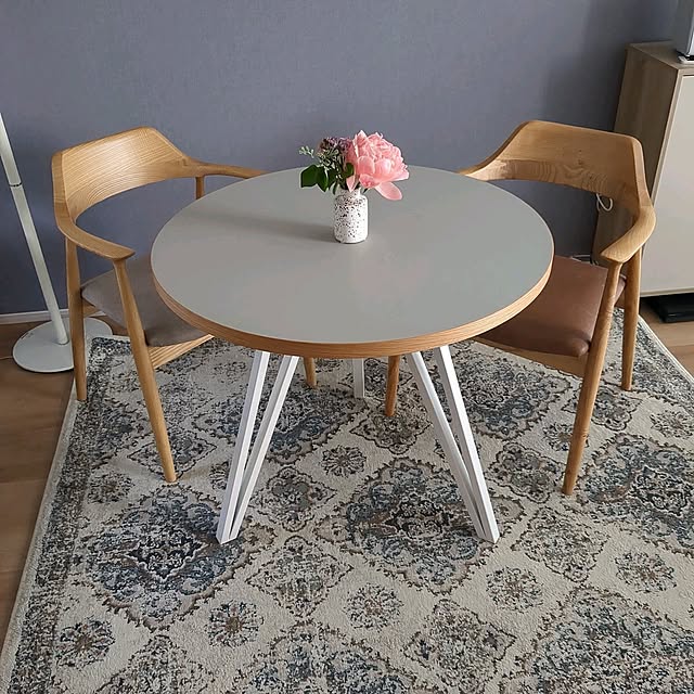 My Desk,花のある暮らし,ふたり暮らし,ていねいに暮らしたい,シンプルな暮らし,KANADEMONO,大川家具,整理収納アドバイザー１級,ラグ meg.401の部屋
