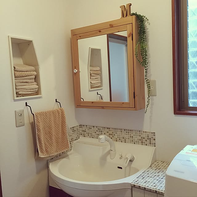 Bathroom,タオル収納,フェイクグリーン,IKEAの鏡,タイル貼り,ニッチ,DIY,洗面所,前の家 yu_noの部屋