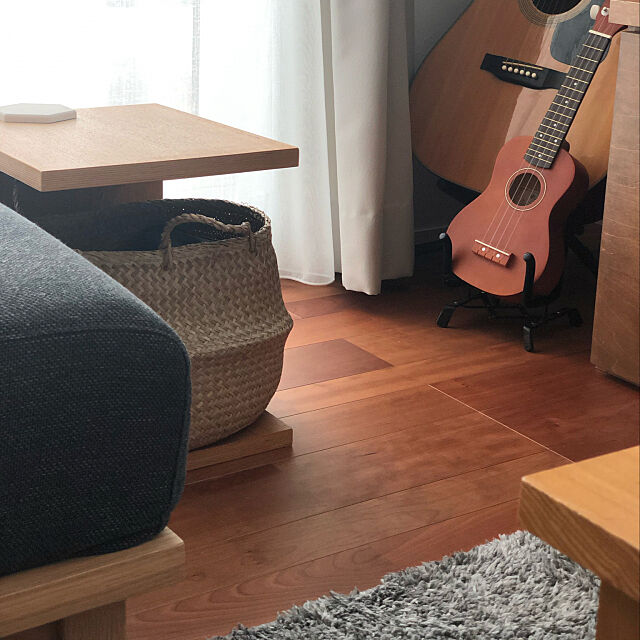 コの字家具・コの字ラック,IKEA,無印良品,ウッドワンの床,ギター,ウクレレ,Lounge h.s.home.yの部屋