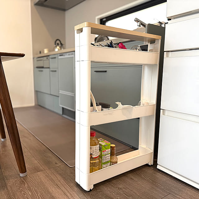 Kitchen,ストック収納,ティッシュ置き場,隙間収納ワゴン,隙間活用,スッキリ収納,収納アイディア,掃除しやすさ重視 emiの部屋